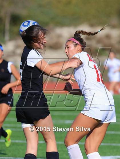 Thumbnail 3 in Oaks Christian vs. Cathedral Catholic (CIF D3 SoCal Regional Final) photogallery.