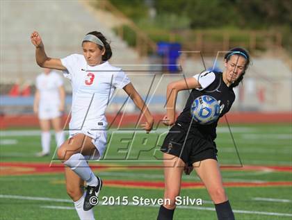 Thumbnail 3 in Oaks Christian vs. Cathedral Catholic (CIF D3 SoCal Regional Final) photogallery.