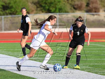 Thumbnail 3 in Oaks Christian vs. Cathedral Catholic (CIF D3 SoCal Regional Final) photogallery.