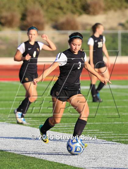 Thumbnail 3 in Oaks Christian vs. Cathedral Catholic (CIF D3 SoCal Regional Final) photogallery.