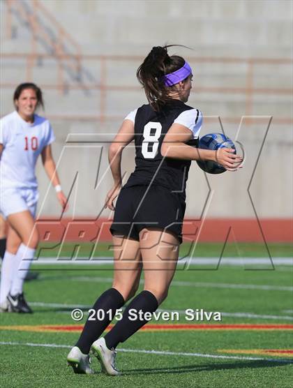 Thumbnail 3 in Oaks Christian vs. Cathedral Catholic (CIF D3 SoCal Regional Final) photogallery.