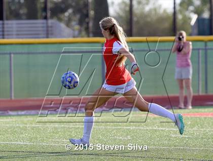 Thumbnail 2 in Oaks Christian vs. Cathedral Catholic (CIF D3 SoCal Regional Final) photogallery.
