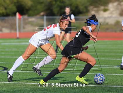 Thumbnail 3 in Oaks Christian vs. Cathedral Catholic (CIF D3 SoCal Regional Final) photogallery.