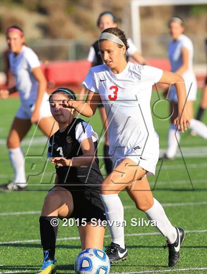 Thumbnail 2 in Oaks Christian vs. Cathedral Catholic (CIF D3 SoCal Regional Final) photogallery.