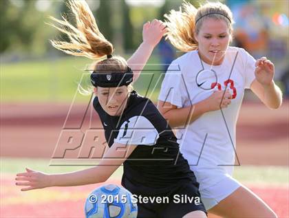 Thumbnail 1 in Oaks Christian vs. Cathedral Catholic (CIF D3 SoCal Regional Final) photogallery.
