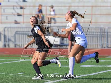 Thumbnail 3 in Oaks Christian vs. Cathedral Catholic (CIF D3 SoCal Regional Final) photogallery.