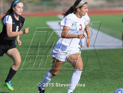 Thumbnail 3 in Oaks Christian vs. Cathedral Catholic (CIF D3 SoCal Regional Final) photogallery.