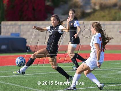 Thumbnail 2 in Oaks Christian vs. Cathedral Catholic (CIF D3 SoCal Regional Final) photogallery.
