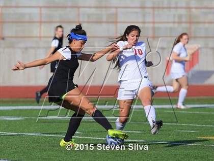 Thumbnail 2 in Oaks Christian vs. Cathedral Catholic (CIF D3 SoCal Regional Final) photogallery.