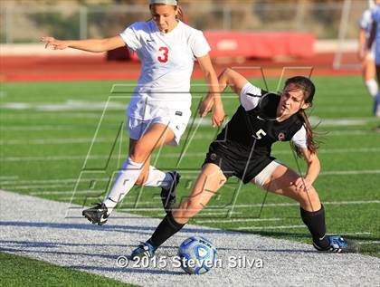Thumbnail 3 in Oaks Christian vs. Cathedral Catholic (CIF D3 SoCal Regional Final) photogallery.