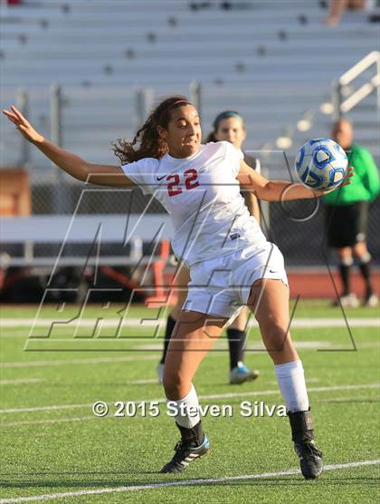 Thumbnail 3 in Oaks Christian vs. Cathedral Catholic (CIF D3 SoCal Regional Final) photogallery.
