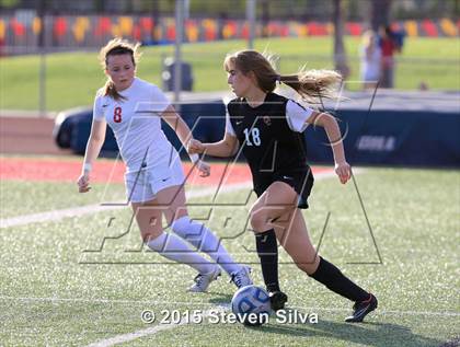 Thumbnail 1 in Oaks Christian vs. Cathedral Catholic (CIF D3 SoCal Regional Final) photogallery.