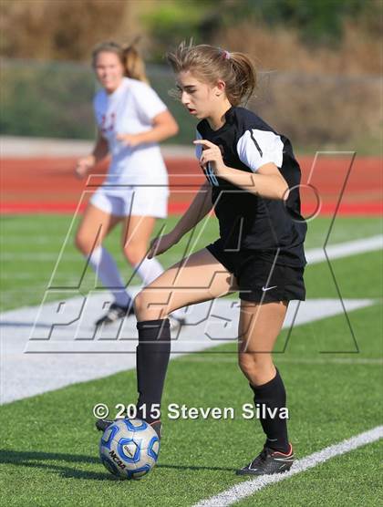 Thumbnail 1 in Oaks Christian vs. Cathedral Catholic (CIF D3 SoCal Regional Final) photogallery.