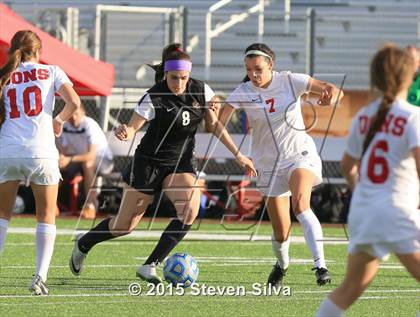 Thumbnail 3 in Oaks Christian vs. Cathedral Catholic (CIF D3 SoCal Regional Final) photogallery.
