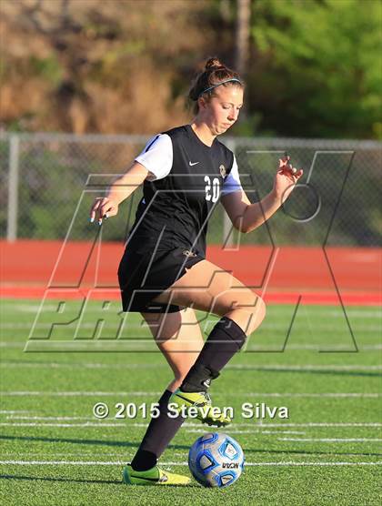 Thumbnail 3 in Oaks Christian vs. Cathedral Catholic (CIF D3 SoCal Regional Final) photogallery.