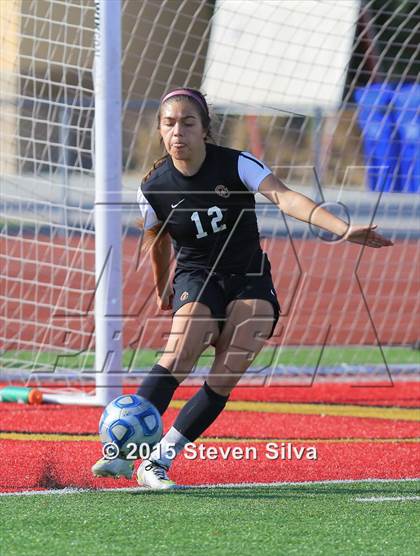 Thumbnail 2 in Oaks Christian vs. Cathedral Catholic (CIF D3 SoCal Regional Final) photogallery.