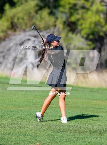 Thumbnail 2 in Great Oak vs Palm Desert photogallery.