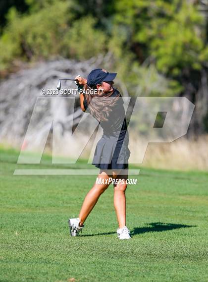 Thumbnail 1 in Great Oak vs Palm Desert photogallery.