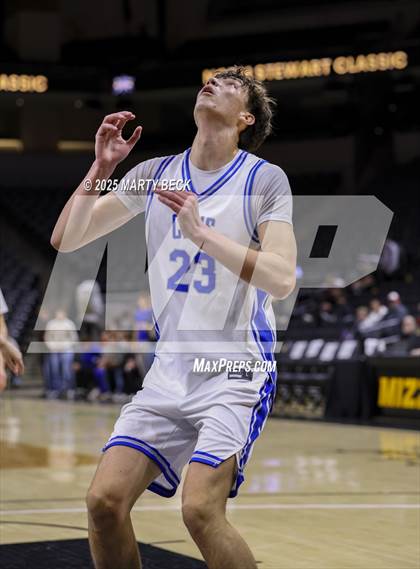 Thumbnail 2 in Capital City vs Warrensburg (Norm Stewart Classic) photogallery.