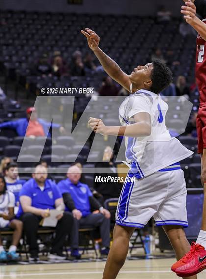 Thumbnail 1 in Capital City vs Warrensburg (Norm Stewart Classic) photogallery.