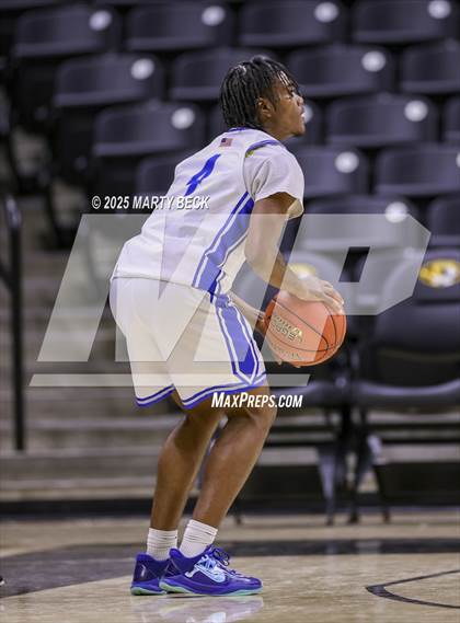 Thumbnail 2 in Capital City vs Warrensburg (Norm Stewart Classic) photogallery.