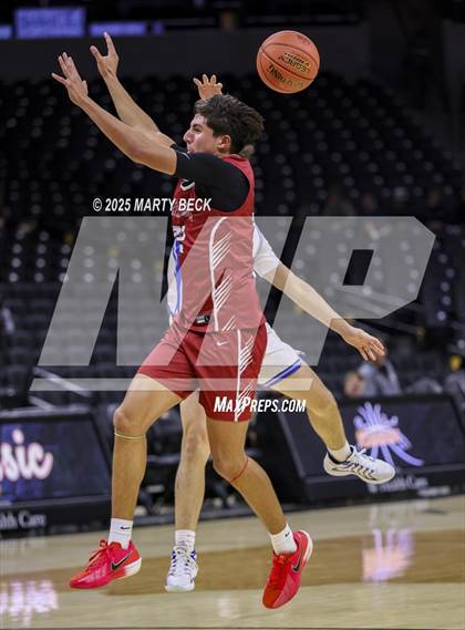 Thumbnail 3 in Capital City vs Warrensburg (Norm Stewart Classic) photogallery.