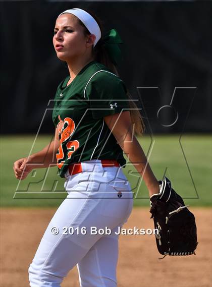 Thumbnail 3 in Yough vs General McLane (PIAA Class AAA 1st Round) photogallery.
