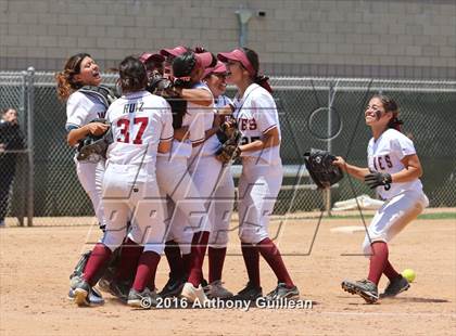Thumbnail 3 in George Washington Prep vs. Van Nuys (CIF LA City Section D3 Final) photogallery.