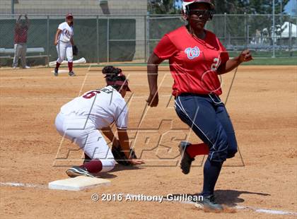 Thumbnail 2 in George Washington Prep vs. Van Nuys (CIF LA City Section D3 Final) photogallery.