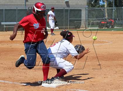 Thumbnail 1 in George Washington Prep vs. Van Nuys (CIF LA City Section D3 Final) photogallery.