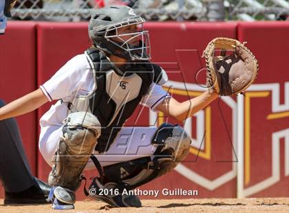 Thumbnail 1 in George Washington Prep vs. Van Nuys (CIF LA City Section D3 Final) photogallery.