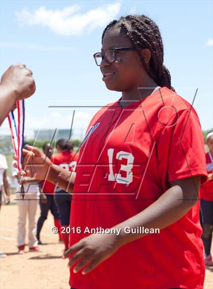Thumbnail 1 in George Washington Prep vs. Van Nuys (CIF LA City Section D3 Final) photogallery.