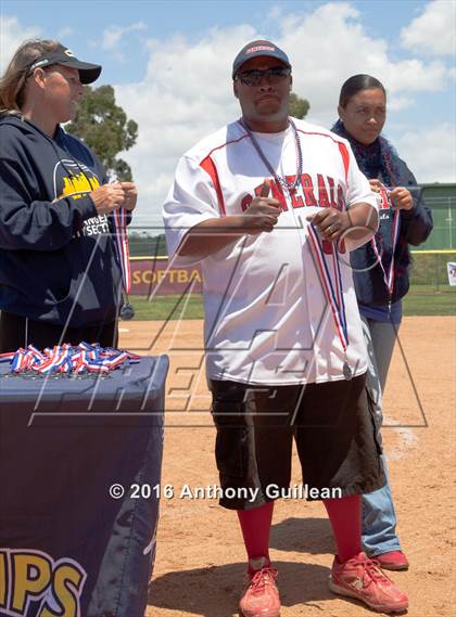 Thumbnail 1 in George Washington Prep vs. Van Nuys (CIF LA City Section D3 Final) photogallery.