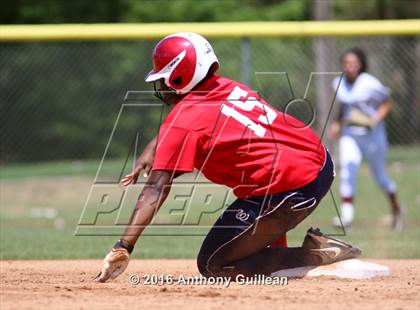 Thumbnail 3 in George Washington Prep vs. Van Nuys (CIF LA City Section D3 Final) photogallery.