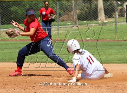 Thumbnail 1 in George Washington Prep vs. Van Nuys (CIF LA City Section D3 Final) photogallery.
