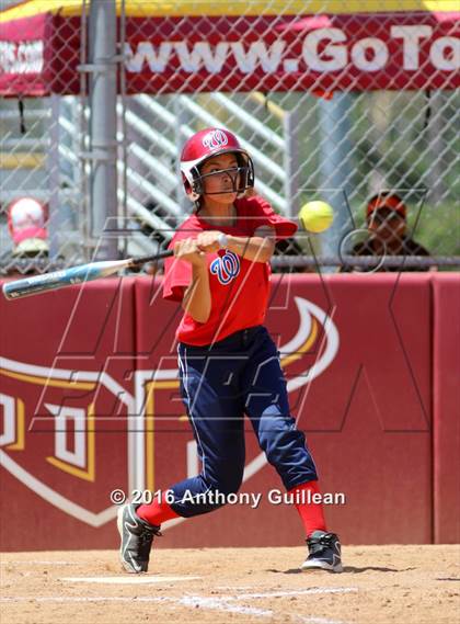 Thumbnail 1 in George Washington Prep vs. Van Nuys (CIF LA City Section D3 Final) photogallery.