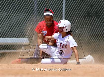 Thumbnail 1 in George Washington Prep vs. Van Nuys (CIF LA City Section D3 Final) photogallery.