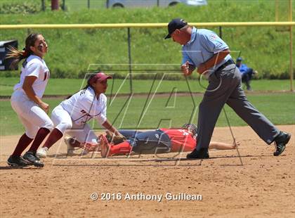 Thumbnail 3 in George Washington Prep vs. Van Nuys (CIF LA City Section D3 Final) photogallery.