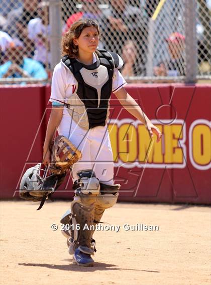 Thumbnail 3 in George Washington Prep vs. Van Nuys (CIF LA City Section D3 Final) photogallery.