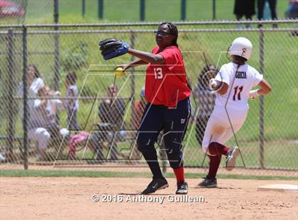 Thumbnail 2 in George Washington Prep vs. Van Nuys (CIF LA City Section D3 Final) photogallery.