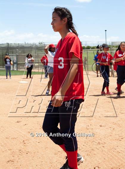 Thumbnail 2 in George Washington Prep vs. Van Nuys (CIF LA City Section D3 Final) photogallery.