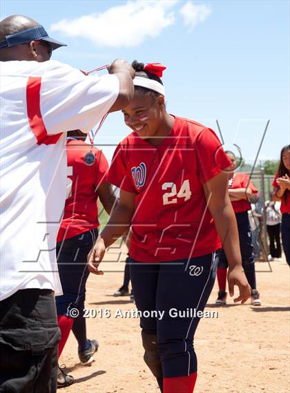 Thumbnail 1 in George Washington Prep vs. Van Nuys (CIF LA City Section D3 Final) photogallery.