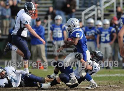 Thumbnail 1 in Salem vs Nashua (NHIAA North D1 Final) photogallery.
