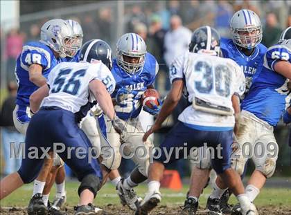Thumbnail 1 in Salem vs Nashua (NHIAA North D1 Final) photogallery.