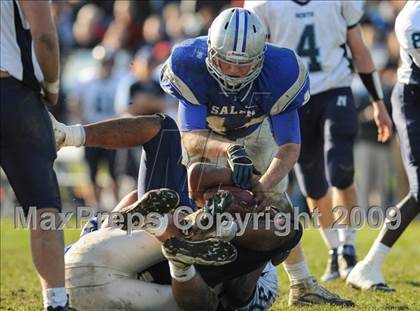 Thumbnail 2 in Salem vs Nashua (NHIAA North D1 Final) photogallery.