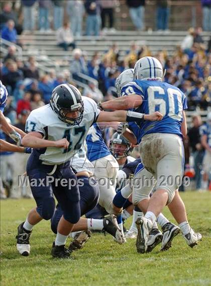 Thumbnail 2 in Salem vs Nashua (NHIAA North D1 Final) photogallery.