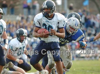 Thumbnail 3 in Salem vs Nashua (NHIAA North D1 Final) photogallery.