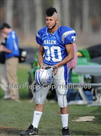 Thumbnail 1 in Salem vs Nashua (NHIAA North D1 Final) photogallery.