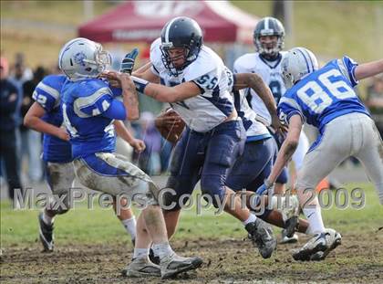 Thumbnail 3 in Salem vs Nashua (NHIAA North D1 Final) photogallery.