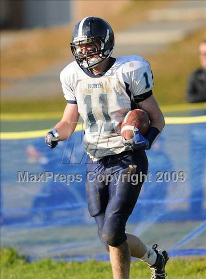 Thumbnail 3 in Salem vs Nashua (NHIAA North D1 Final) photogallery.